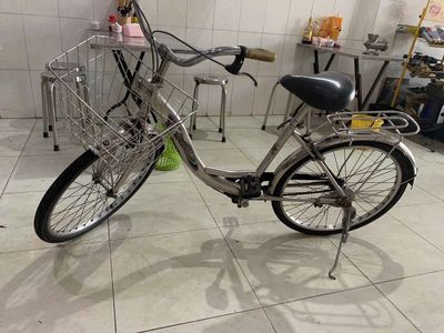 Xe đạp học sinh Inox  24 inch. Mua bán Xe đạp tại Thành phố Biên Hòa Đồng Nai được đăng bởi Trúc Quỳnh