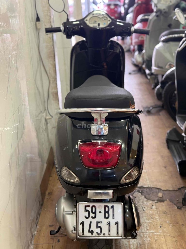 Piaggio Vespa LX125ie Đời 2012 . BSTP. Mua bán Xe máy tại Quận Phú Nhuận Tp Hồ Chí Minh được đăng bởi Ngọc Huy hình 6