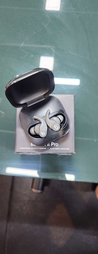 Tai nghe Beats Fit Pro Xám. Mua bán Tivi, Âm thanh tại Quận Thanh Xuân Hà Nội được đăng bởi tuấn anh hình 1