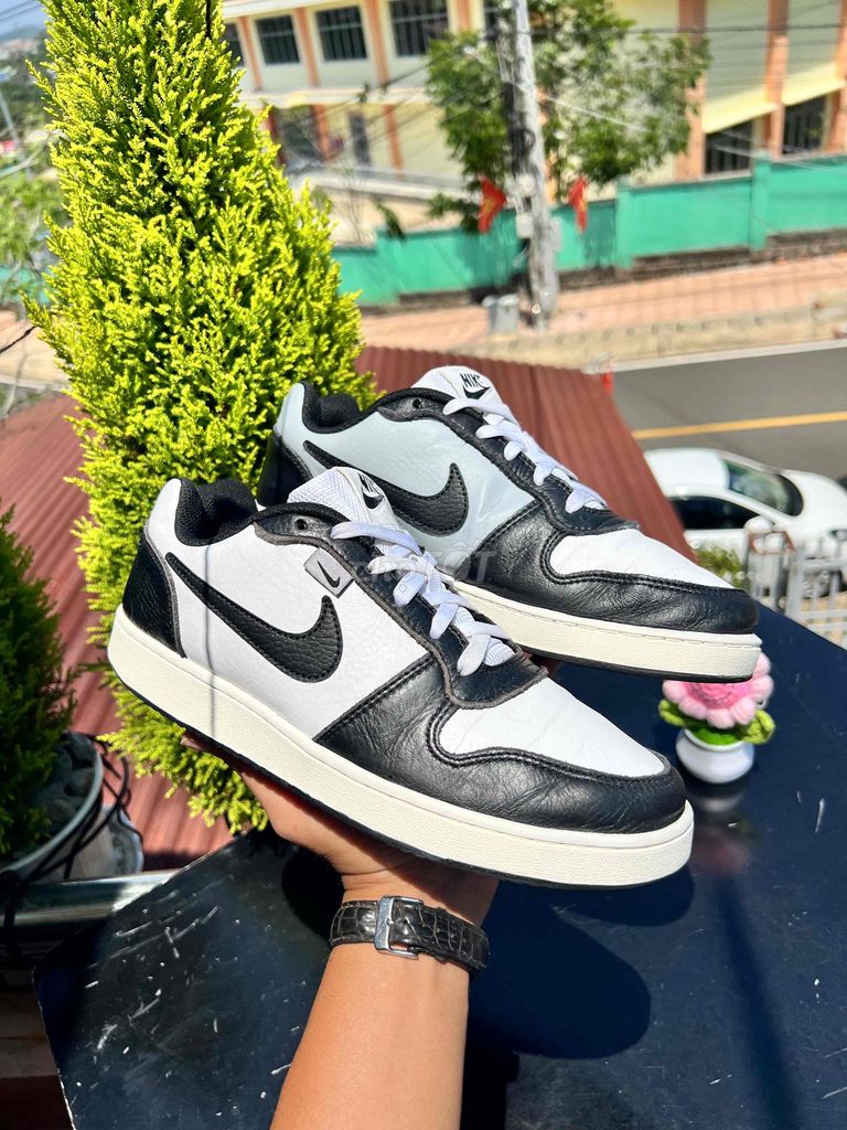 Giày size 41 chính hãng Nike Ebernon freeship. Mua bán Giày dép tại Quận 7 Tp Hồ Chí Minh được đăng bởi Giày Si chính hãng nhập Thái trực tiếp  hình 1