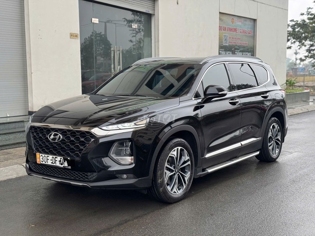 Hyundai Santa Fe 2019 2.2D Premium - 70000 km