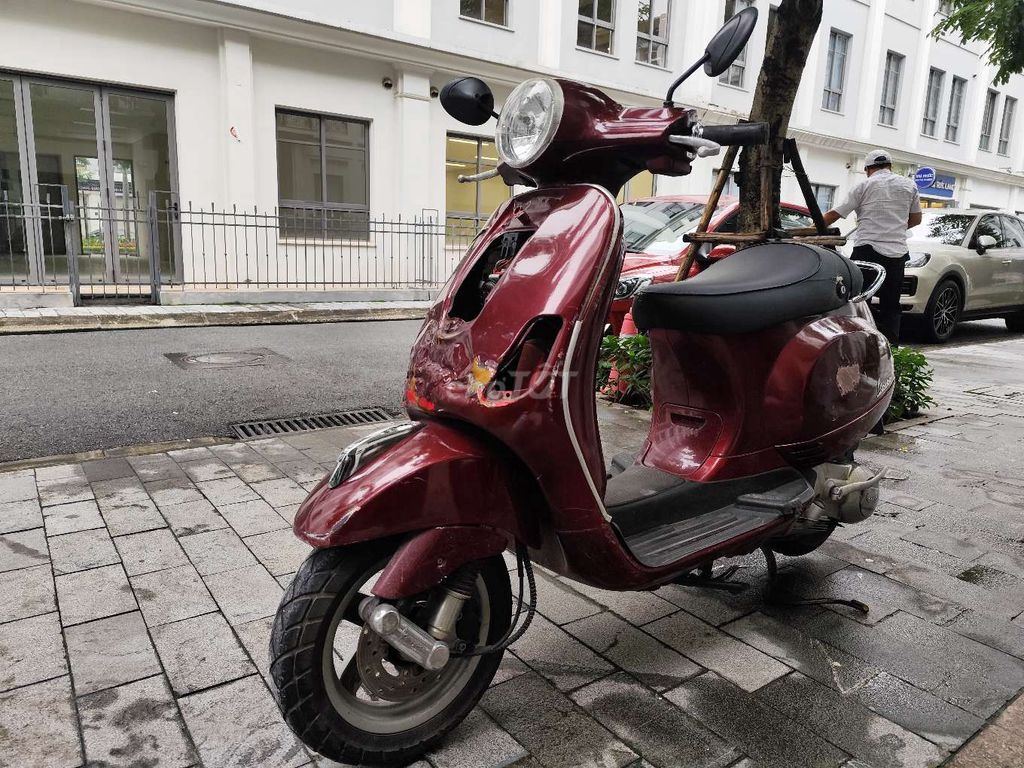 Piaggio Vespa LX12 2012 Đỏ 50.000 km. Mua bán Xe máy tại Quận Hoàng Mai Hà Nội được đăng bởi Bé Bự hình 1
