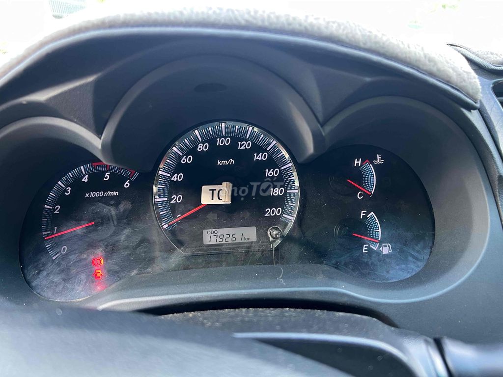 Toyota Fortuner 2016 Dầu Bạc 179261 km. Mua bán Ô tô tại Huyện Định Quán Đồng Nai được đăng bởi Tran trung thanh hình 7