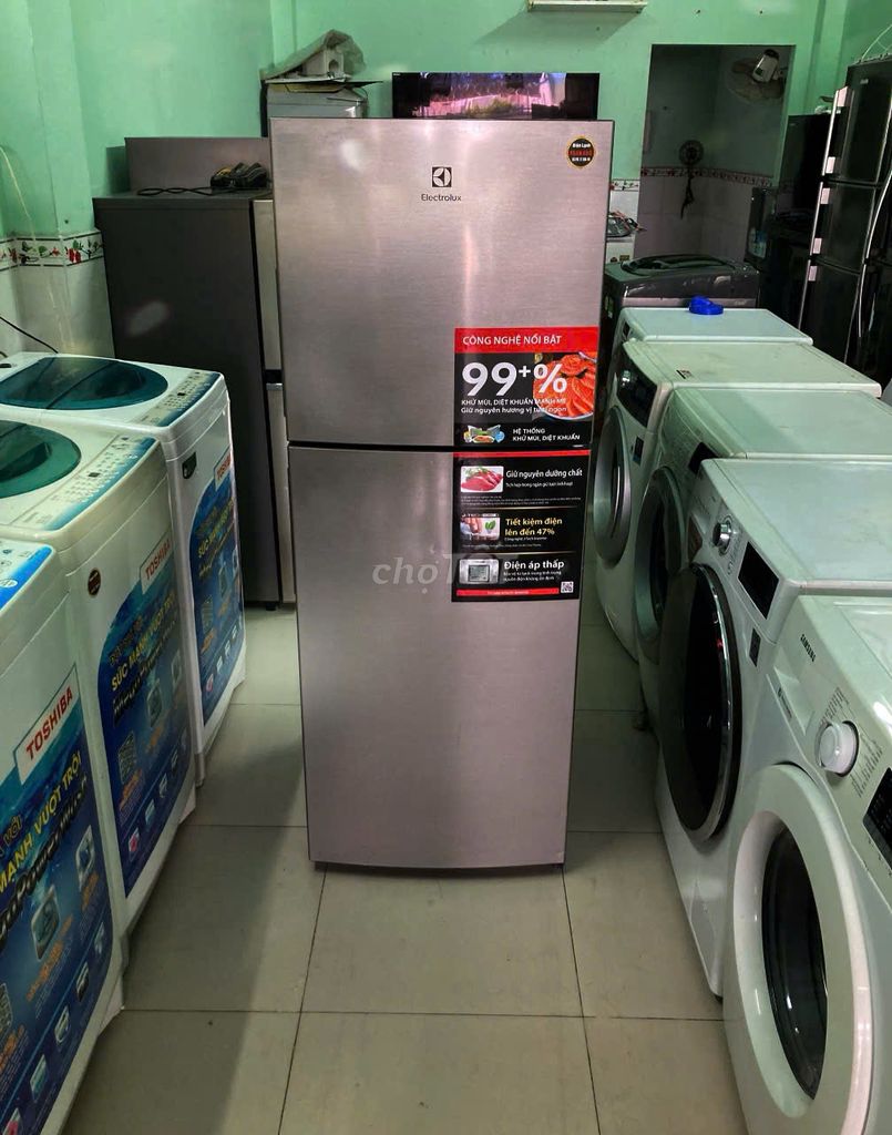 Tủ lạnh ELECTROLUX 225L