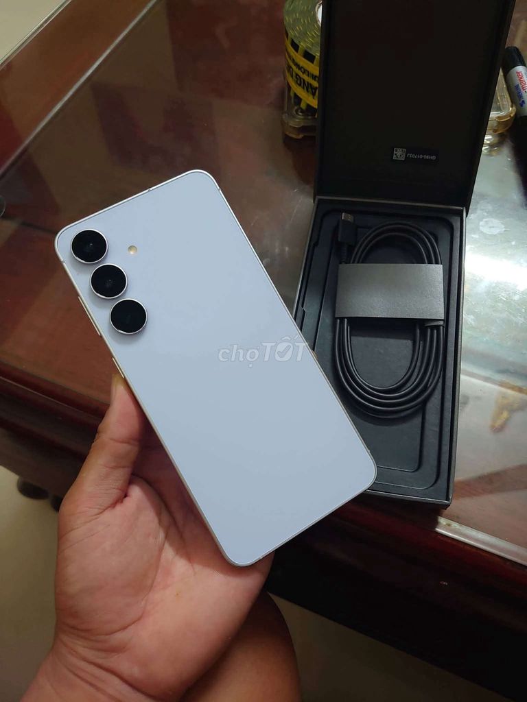 Samsung S25 FE 5G 128GB Trắng. Mua bán Điện thoại tại Thành phố Bắc Ninh Bắc Ninh được đăng bởi thành mobile hình 1