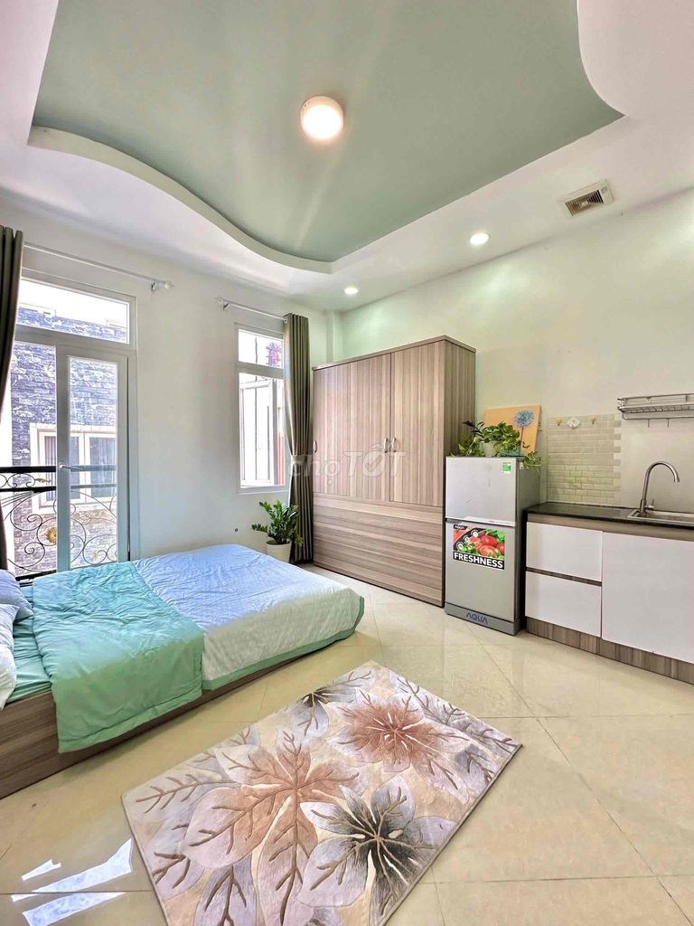 🏡Studio Cửa Sổ, Ban Công Giả, 30m2, Thang Máy, Full Nội Thất, Gần VLU3