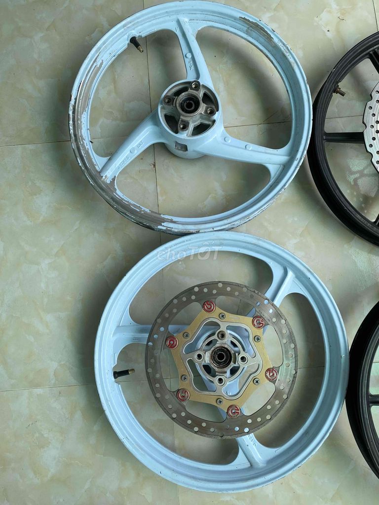 mâm sonic 550/cặp. Mua bán Phụ tùng xe tại Huyện Cái Bè Tiền Giang được đăng bởi Minh Tâm hình 2