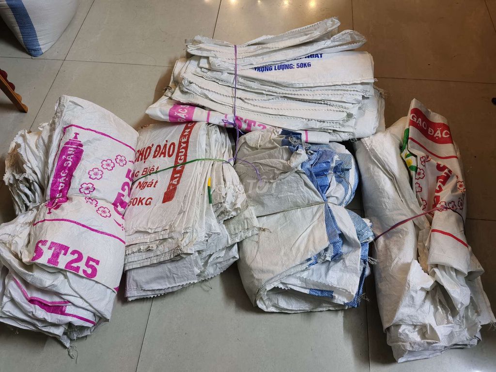 Thanh lý trên 300c bao đựng gạo loại 25kg, 50kg. Mua bán Nội thất, đồ gia dụng khác tại Quận 8 Tp Hồ Chí Minh được đăng bởi Nguyên hình 1