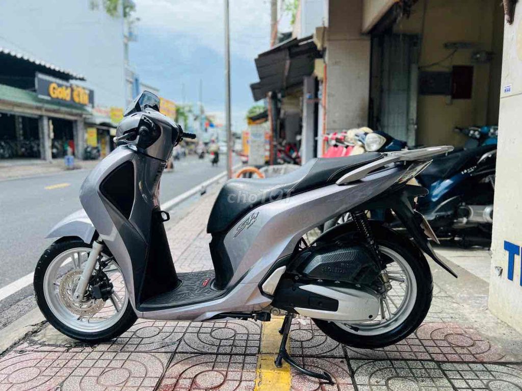 SHVN150 ABS 2018 BSTP - XE CỌP SIÊU ĐẸP - NỢ XẤU. Mua bán Xe máy tại Quận 8 Tp Hồ Chí Minh được đăng bởi XE MÁY NGUYỄN MINH SƠN hình 4