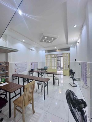 Аренда · 2 комн. · 64 м² · Quận Bình Tân, ул. Đường Số 6