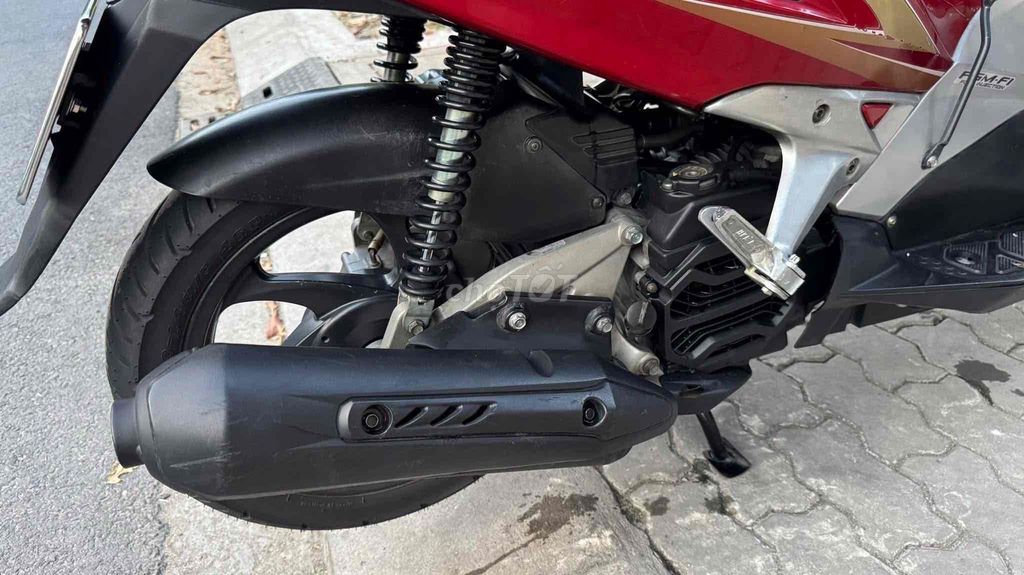 Honda Air Blade 2010 Đỏ bạc AB. Mua bán Xe máy tại Quận Bình Thạnh Tp Hồ Chí Minh được đăng bởi Quyphan hình 6