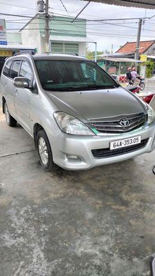Toyota Innova G 2010 Bạc