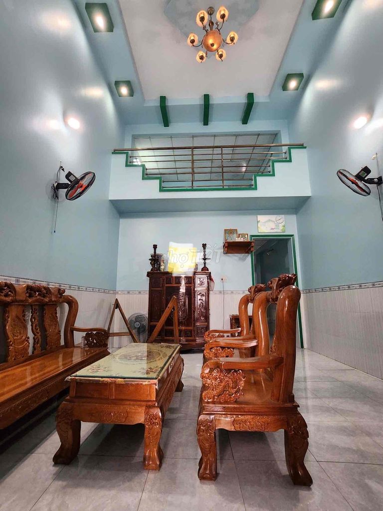 Chính chủ bán: hẻm xe tải QL 1A, 3 PN, dt 4.3*25 m, trung tâm thị trấn. Mua bán nhà ở tại Huyện Bến Lức Long An được đăng bởi Nguyệt hình 1