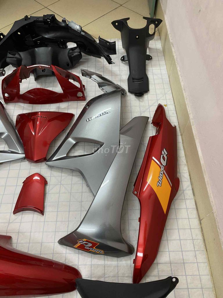 Bộ nhựa dàn áo xe Wave A110 màu Đỏ Xám 2017-2025. Mua bán Phụ tùng xe tại Quận Cầu Giấy Hà Nội được đăng bởi Nguyễn Quang Huy hình 2