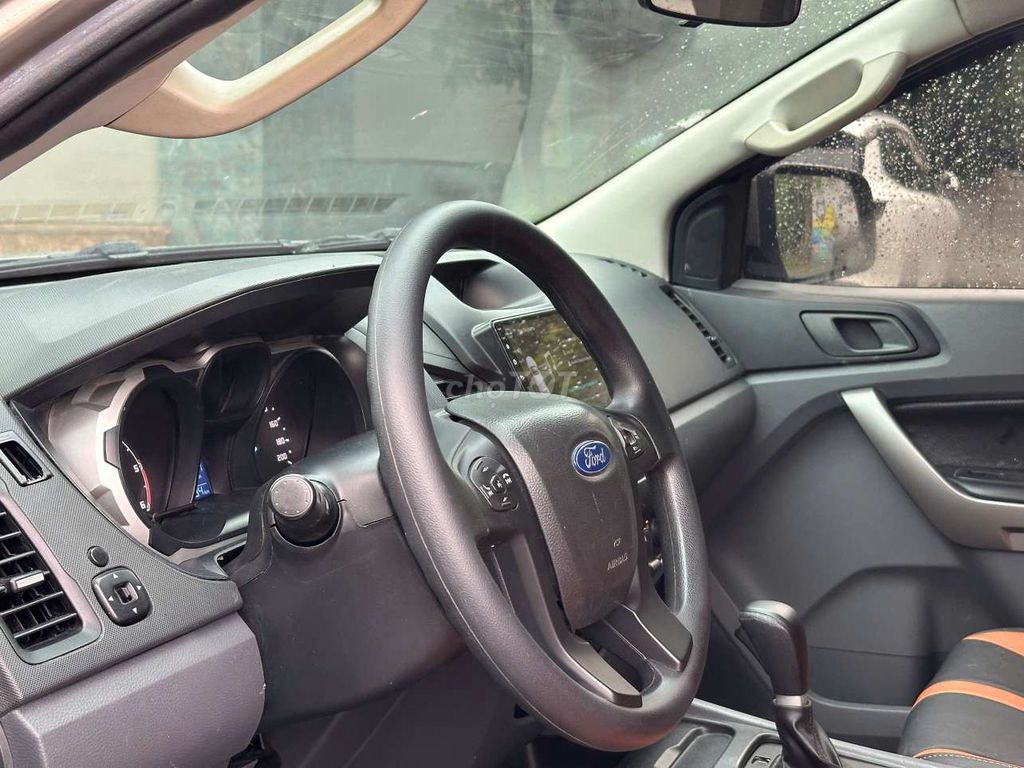 Ford Ranger XLS 2.2AT 4x2 sx2016 BH 6 tháng xe đẹp. Mua bán Ô tô tại Quận Hà Đông Hà Nội được đăng bởi Hà Đông Car hình 5