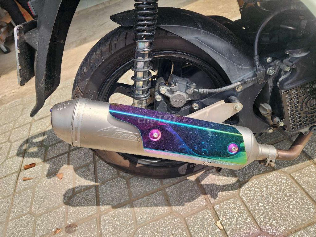 SH VIET 150I FULL Ý 95%. Mua bán Xe máy tại Huyện Mỏ Cày Bắc Bến Tre được đăng bởi Long hình 3