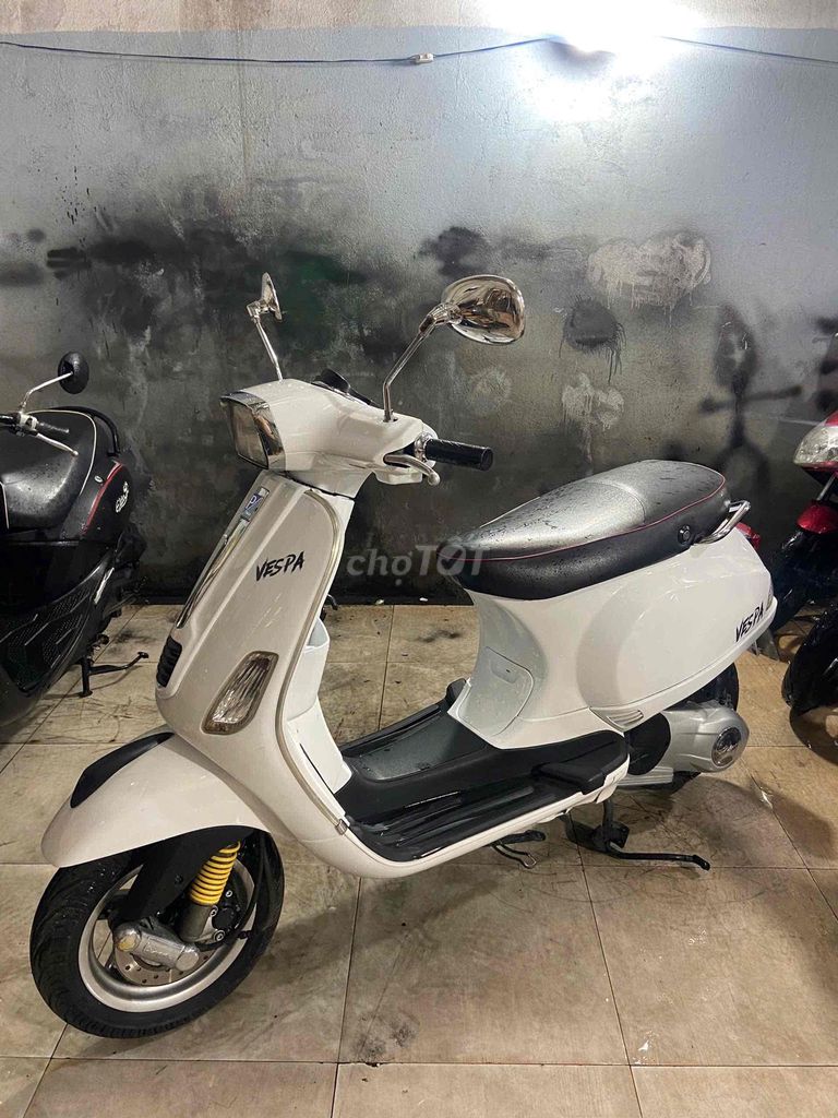 Vesspa đèn vuông 3vie máy zin bs long an. Mua bán Xe máy tại Thành phố Dĩ An Bình Dương được đăng bởi xe máy Huy  Khoa hình 3