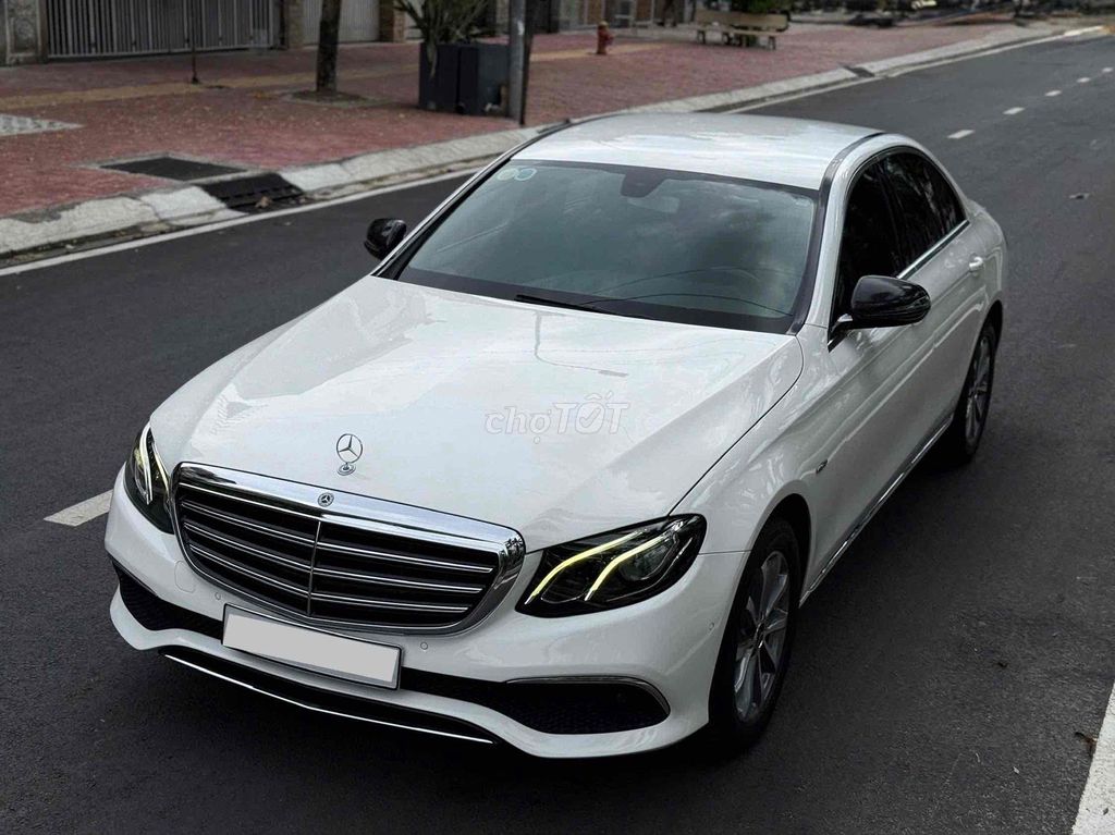 Mercedes Benz E 200 Pre-FL model 2020. Mua bán Ô tô tại Quận 8 Tp Hồ Chí Minh được đăng bởi Khoa nguyễn hình 1