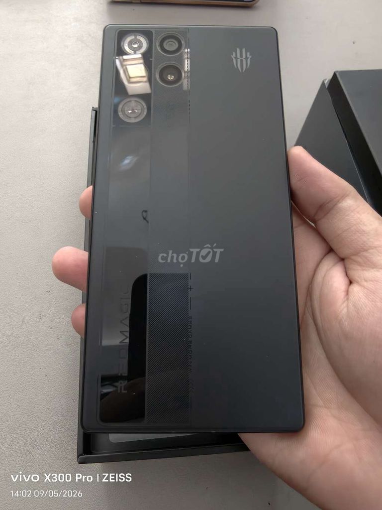Red Magic 11 Pro chính hãng  256GB Đen có GL. Mua bán Điện thoại tại Thành phố Thủ Đức Tp Hồ Chí Minh được đăng bởi AVG Mobile hình 1