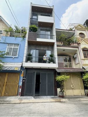 Bán nhà số 6 đường số 13 khu cư xá ngân hàng q7 Giá 16.8 tỷ dt: 4 x16m