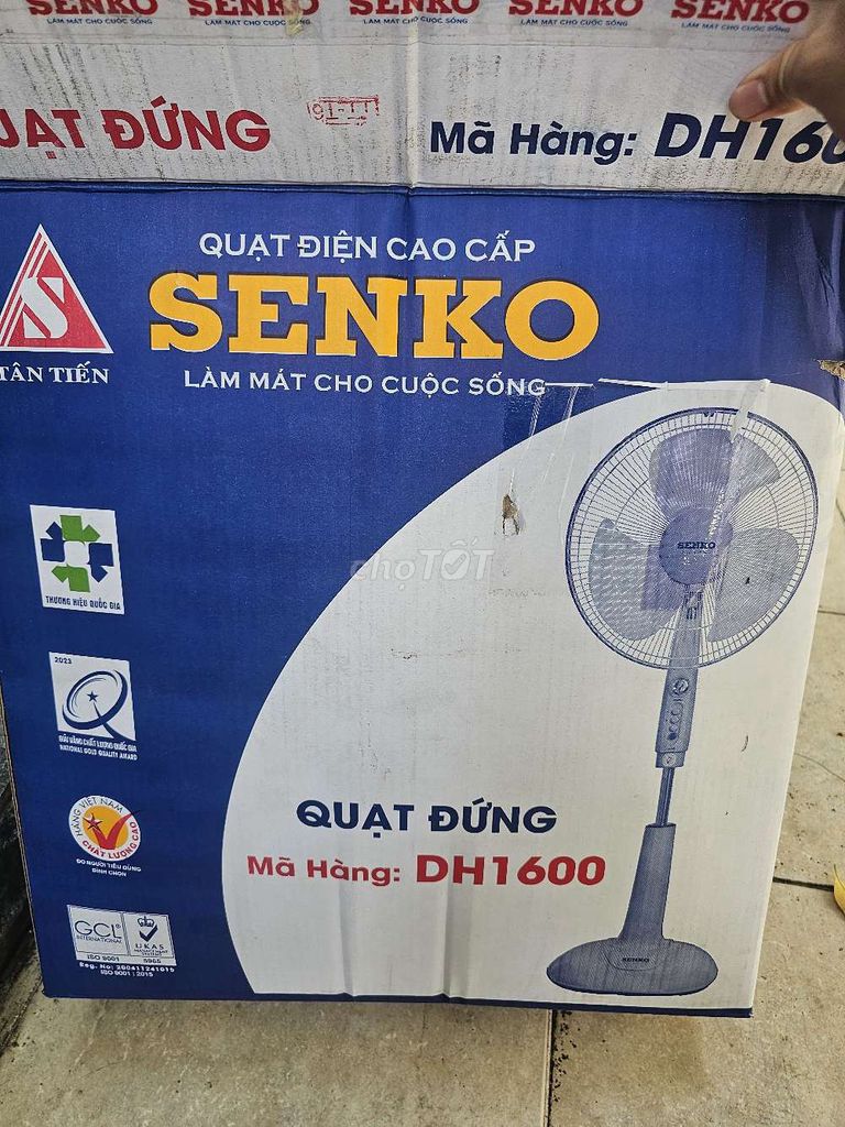 Quạt đứng Senko DH1600 47W 3 cánh. Mua bán Quạt tại Huyện Bình Chánh Tp Hồ Chí Minh được đăng bởi CHUYÊN GIA DỤNG 99 hình 1