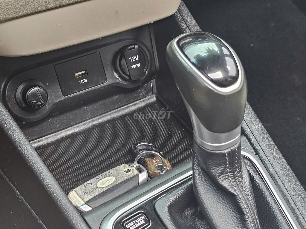 Hyundai Accent bản đủ ATH 2022 màu đen. Mua bán Ô tô tại Quận Thanh Xuân Hà Nội được đăng bởi Thanh Biz Nguyễn Thái Auto hình 14