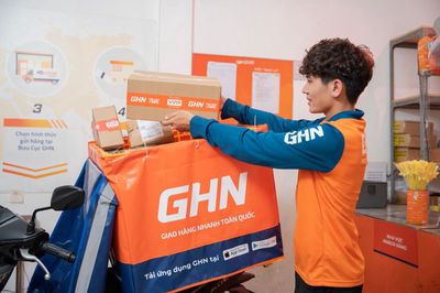 TUYỂN DỤNG NHÂN VIÊN GIAO NHẬN GHN