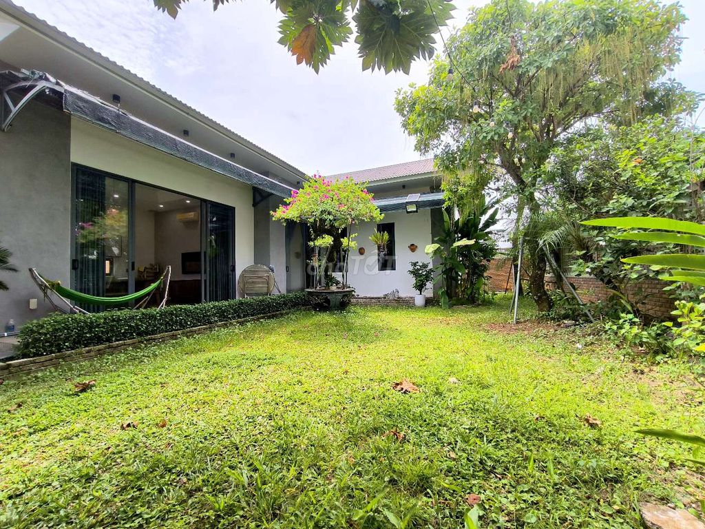 Nhà vườn 2 mặt tiền 300m2, view sông, gần nguyễn tất thành nối dài