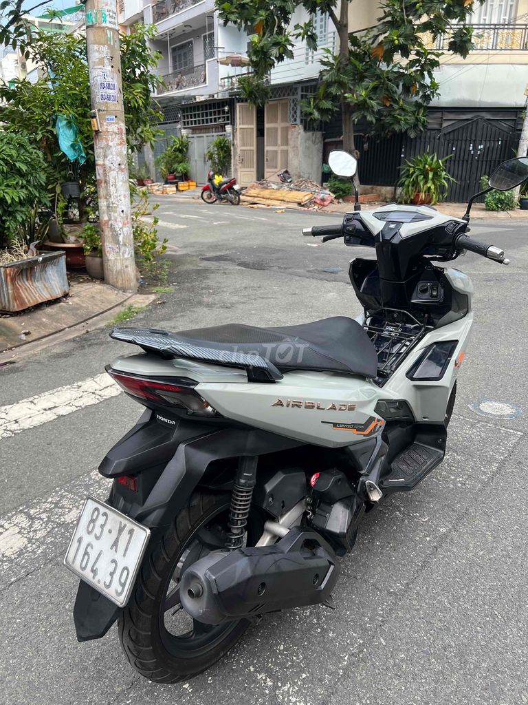 💥 Honda Air Blade 124 4Val 💥 CÓ BẢO HÀNH💥💥. Mua bán Xe máy tại Quận Tân Phú Tp Hồ Chí Minh được đăng bởi XE MÁY QUANG LẬP hình 6