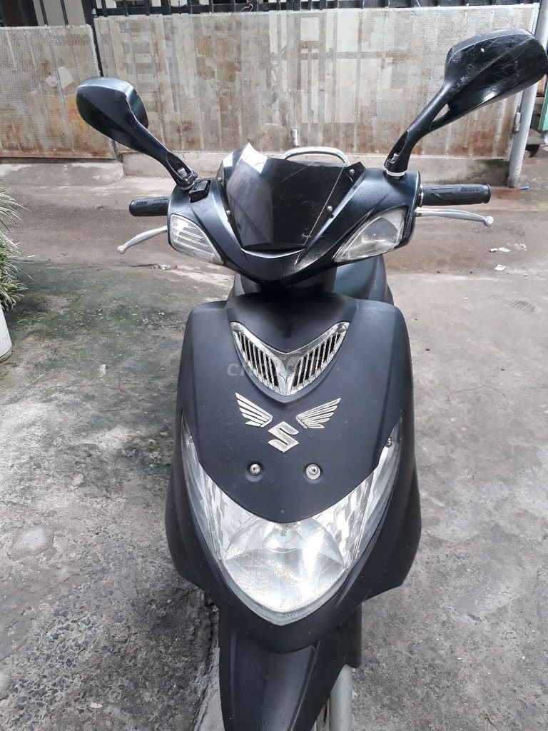 xe hảng suzuki còn nguyên bản máy êm. Mua bán Xe máy tại Thành phố Thủ Đức Tp Hồ Chí Minh được đăng bởi Giang hình 5
