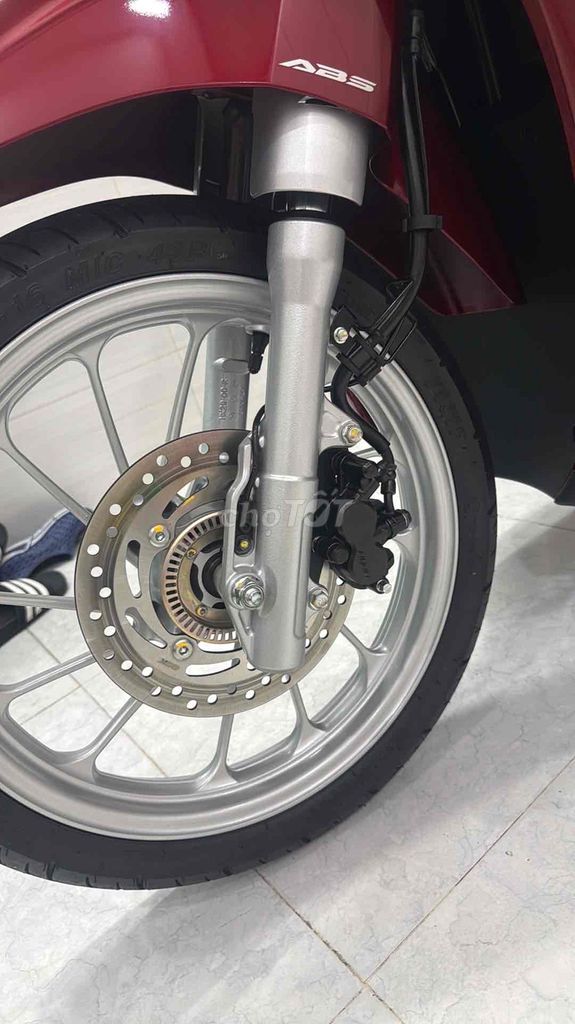 Honda SH Mode 2024 ABS красный 798 км