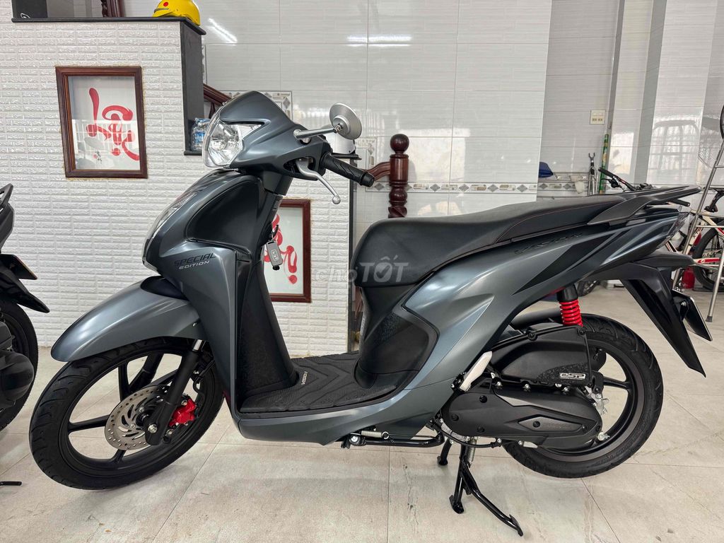 Honda Vision 2022 Bản Cá Tính Chạy 3.600Km Như Mới. Mua bán Xe máy tại Thành phố Long Xuyên An Giang được đăng bởi Cửa Hàng Xe Minh Hạnh hình 4
