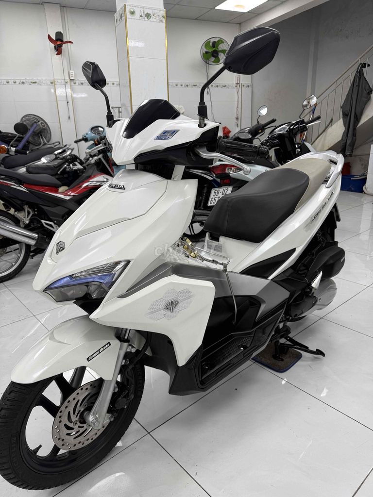 ab2017 ken ( bán 26tr) hỗ trợ góp (đậu 100%). Mua bán Xe máy tại Quận 11 Tp Hồ Chí Minh được đăng bởi NAM ANH hình 4