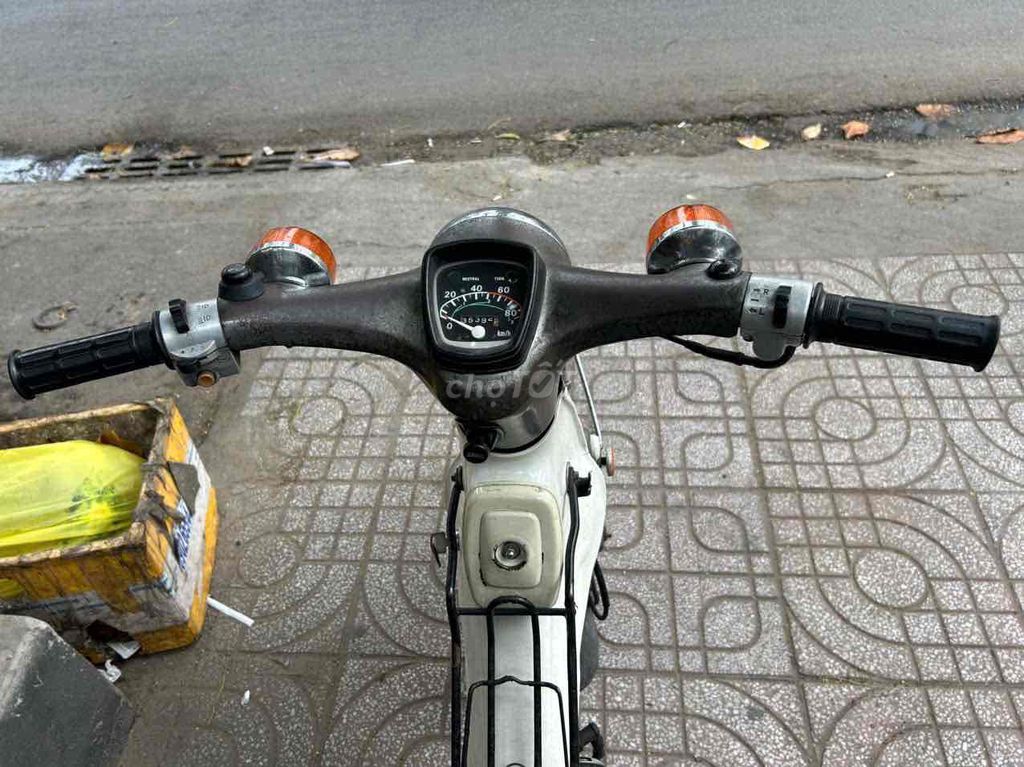 Honda Super Cub 90 серый, Япония