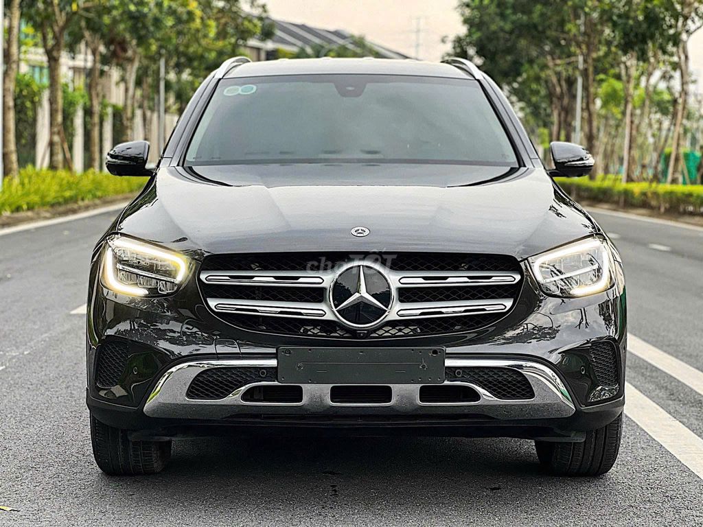 Mercedes Benz GLC 2020 200 4MATIC - 2600 km