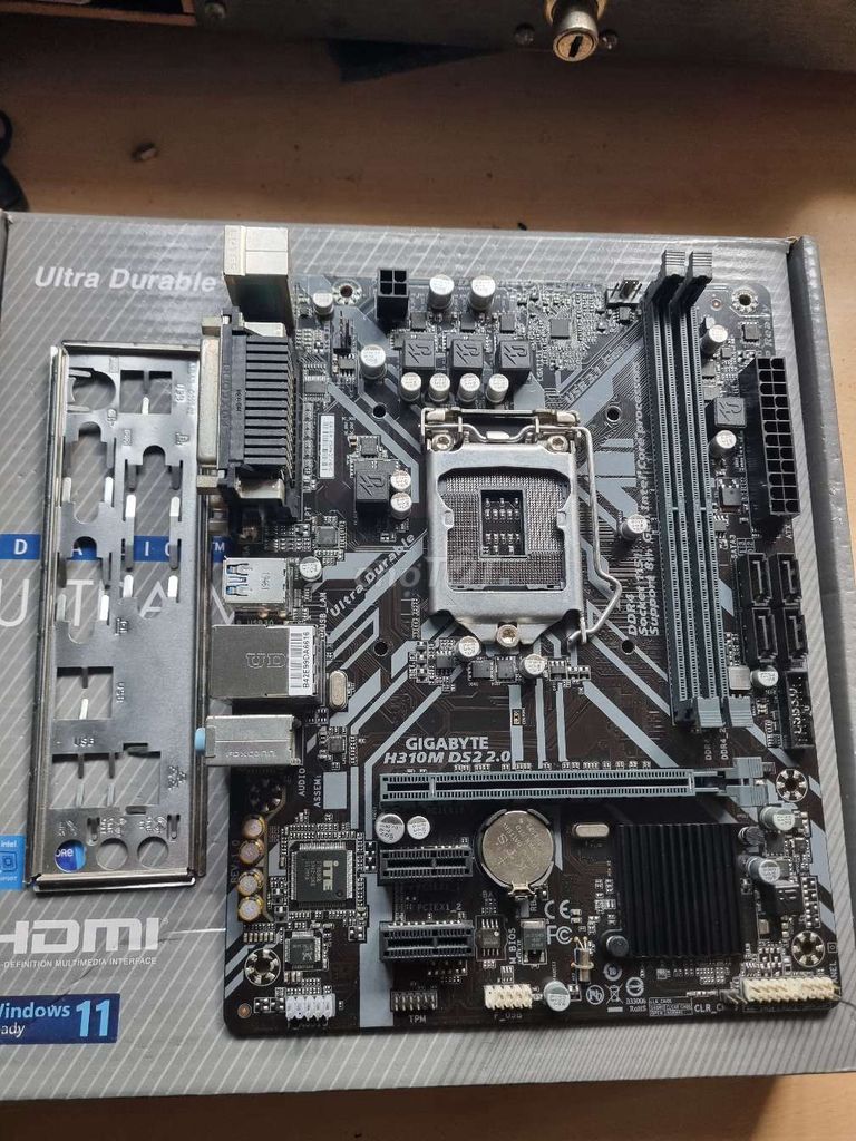 Main Gigabyte H310 DS2 2.0