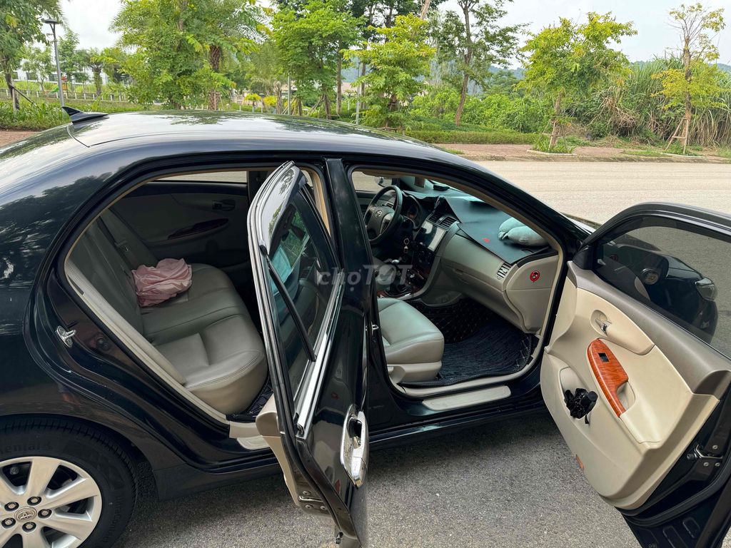 Toyota Corolla Altis 2009 1.8G AT - 126000 km. Mua bán Ô tô tại Huyện Hương Sơn Hà Tĩnh được đăng bởi bonbon hình 3