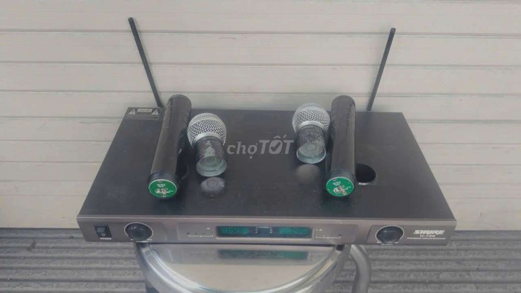 Micro Shure U-720 Đen Hát Karaoke. Mua bán Tivi, Âm thanh tại Quận Tân Phú Tp Hồ Chí Minh được đăng bởi Quàng Oanh hình 1