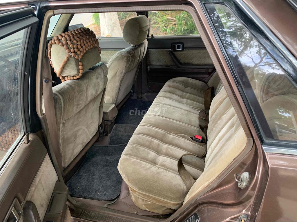 Toyota camry 1981-1985. Mua bán Ô tô tại Thành phố Nha Trang Khánh Hòa được đăng bởi A Luân hình 7