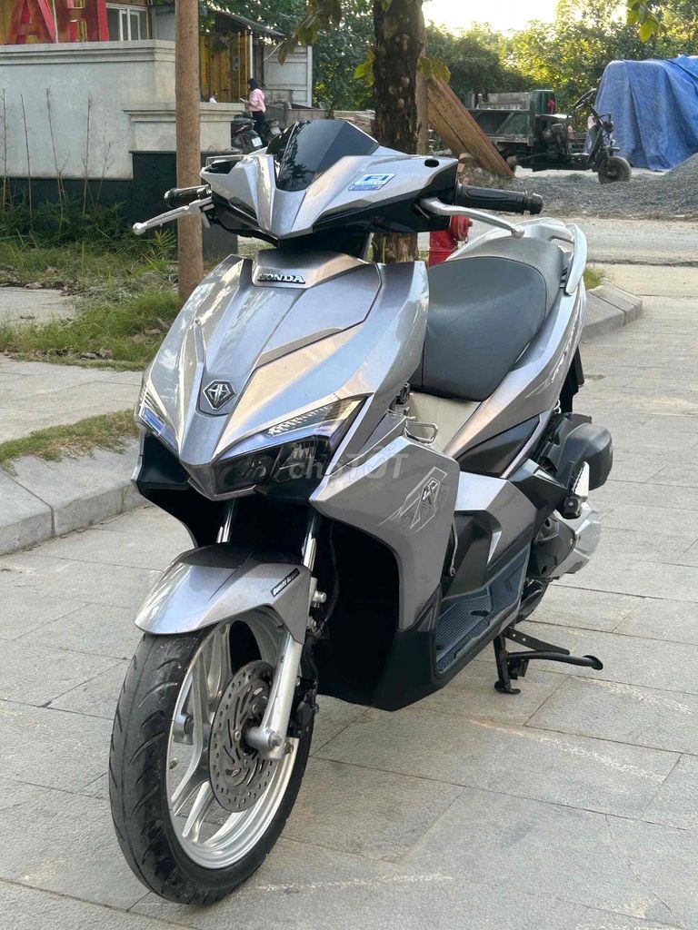 Honda Air Blade 2019 Xám. Mua bán Xe máy tại Quận Nam Từ Liêm Hà Nội được đăng bởi Xe Máy Đức Dũng hình 1