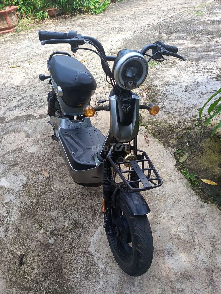 xe điên yadea. Mua bán Xe điện tại Thành phố Buôn Ma Thuột Đắk Lắk được đăng bởi Phát Tài Phát Lộc  hình 3