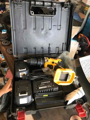 Máy khoan Dewalt. Mua bán Đồ chuyên dụng, Giống nuôi trồng tại Thành phố Quảng Ngãi Quảng Ngãi được đăng bởi Điện cơ Nam Phát