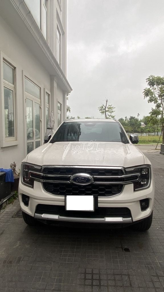 Ford Everest 2023 Titanium+ 2.0L AT 4x4 - 60000 km. Mua bán Ô tô tại Quận Hà Đông Hà Nội được đăng bởi Country and peoples Viet Nam hình 3