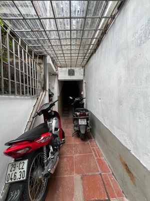 BN Mai động tập thể tầng 2 dt 20m sử dung 40 m  2.9 tỷ. Mua bán nhà ở tại Quận Hoàng Mai Hà Nội được đăng bởi dothuhuong