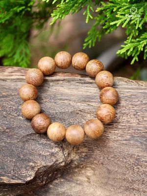 Vòng tay Trầm Hương tại Tân Kỳ. Mua bán Phụ kiện thời trang khác tại Thành phố Vinh Nghệ An được đăng bởi Phong Thủy Phan Gia