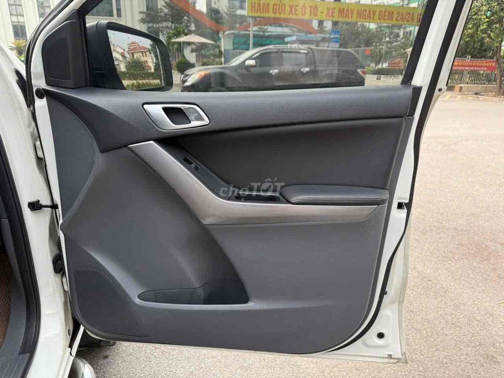 Mazda BT 50 2018 2.2  AT số tự động gầm cao. Mua bán Ô tô tại Quận Nam Từ Liêm Hà Nội được đăng bởi phạm phương nga hình 11