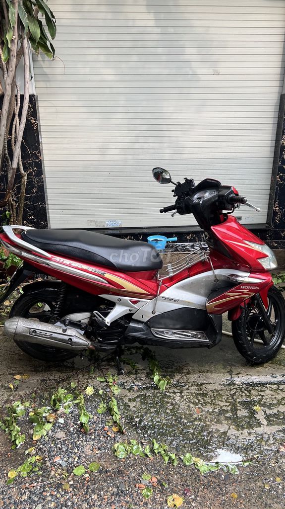 Honda Air Blade 110cc 2010 Красный б/у
