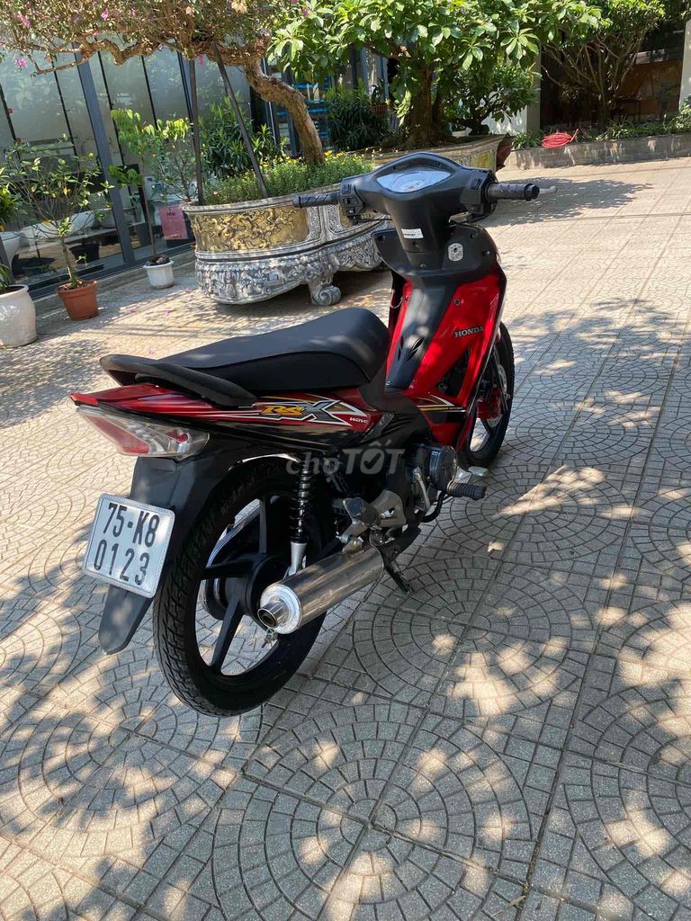 Wave Rsx biển đẹp cho ae đam mê. Mua bán Xe máy tại Huyện Phú Lộc Thừa Thiên Huế được đăng bởi Lê Thiên Hải hình 3