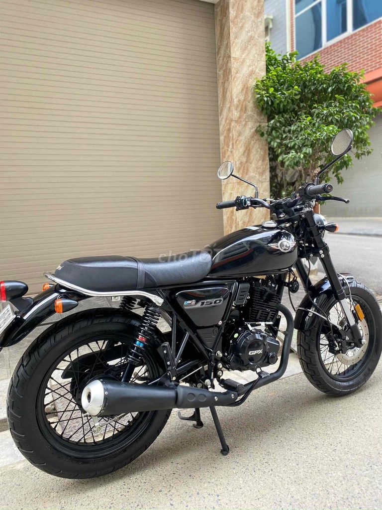 GPX LEGEND 150 FI Xe đời mới lướt đẹp keng moto. Mua bán Xe máy tại Quận Cầu Giấy Hà Nội được đăng bởi Tong motor xe may hình 6