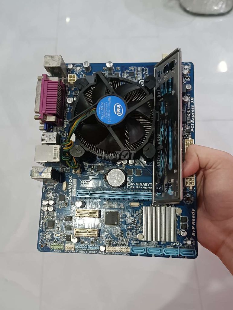 Bo mạch chủ Gigabyte GA-H61M H61 i3 3220. Mua bán Linh kiện (RAM, Card...) tại Thành phố Mỹ Tho Tiền Giang được đăng bởi Phạm Danh hình 1
